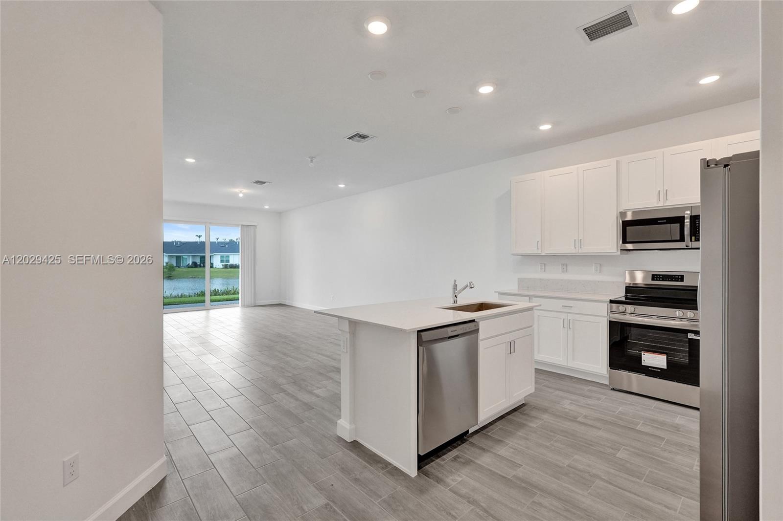 SEAGROVE PUD - Residential Lease