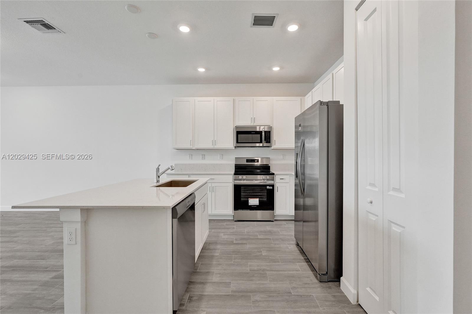 SEAGROVE PUD - Residential Lease