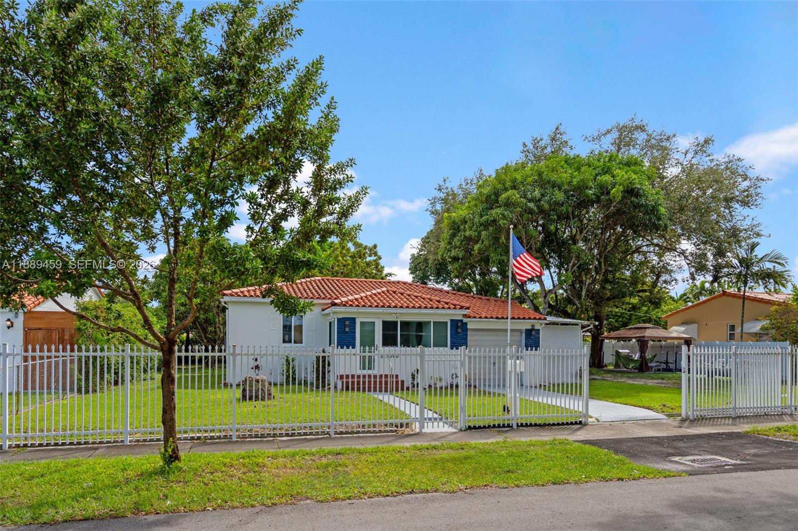 Welcome to this cozy home with a private in-law quarters and separate entrance, ideal for guests, family, or rental income.
You'll love this charming Coral Gables home on an oversized lot, perfect for a pool or custom backyard retreat.
Located in a peaceful neighborhood, it offers comfort, privacy, and convenience. Inside, enjoy a bright living room with impact windows and doors for added security and energy efficiency.
Just minutes from FL-826 and 8th Street, with top-rated schools, dining, and shopping nearby.
NO HOA! enjoy the freedom to make this home your own.
Don’t miss this versatile and ideally located Coral Gables gem!