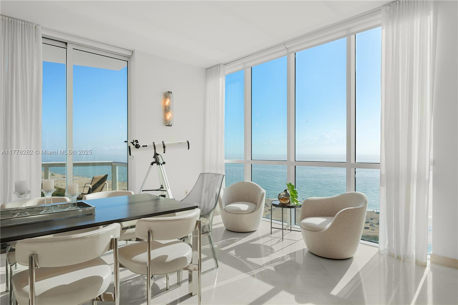 CONTINUUM ON SOUTH BEACH - Residential