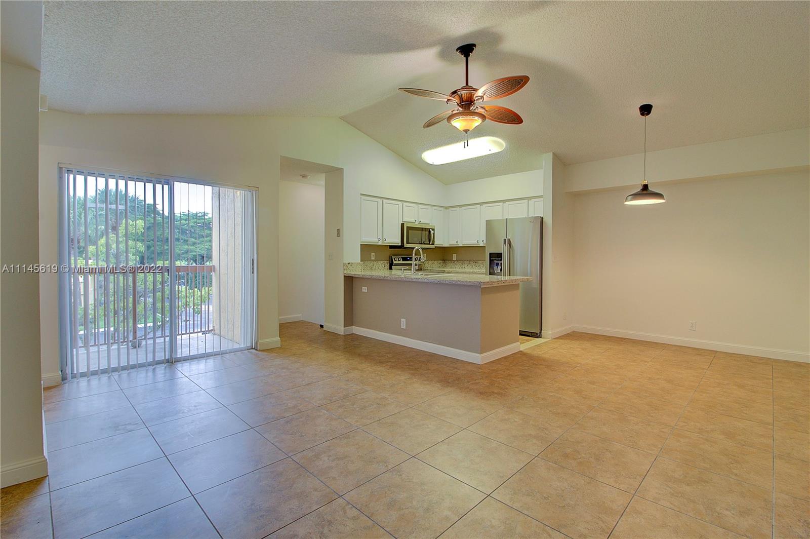 SOUTH PALM PLACE CONDO - Residential