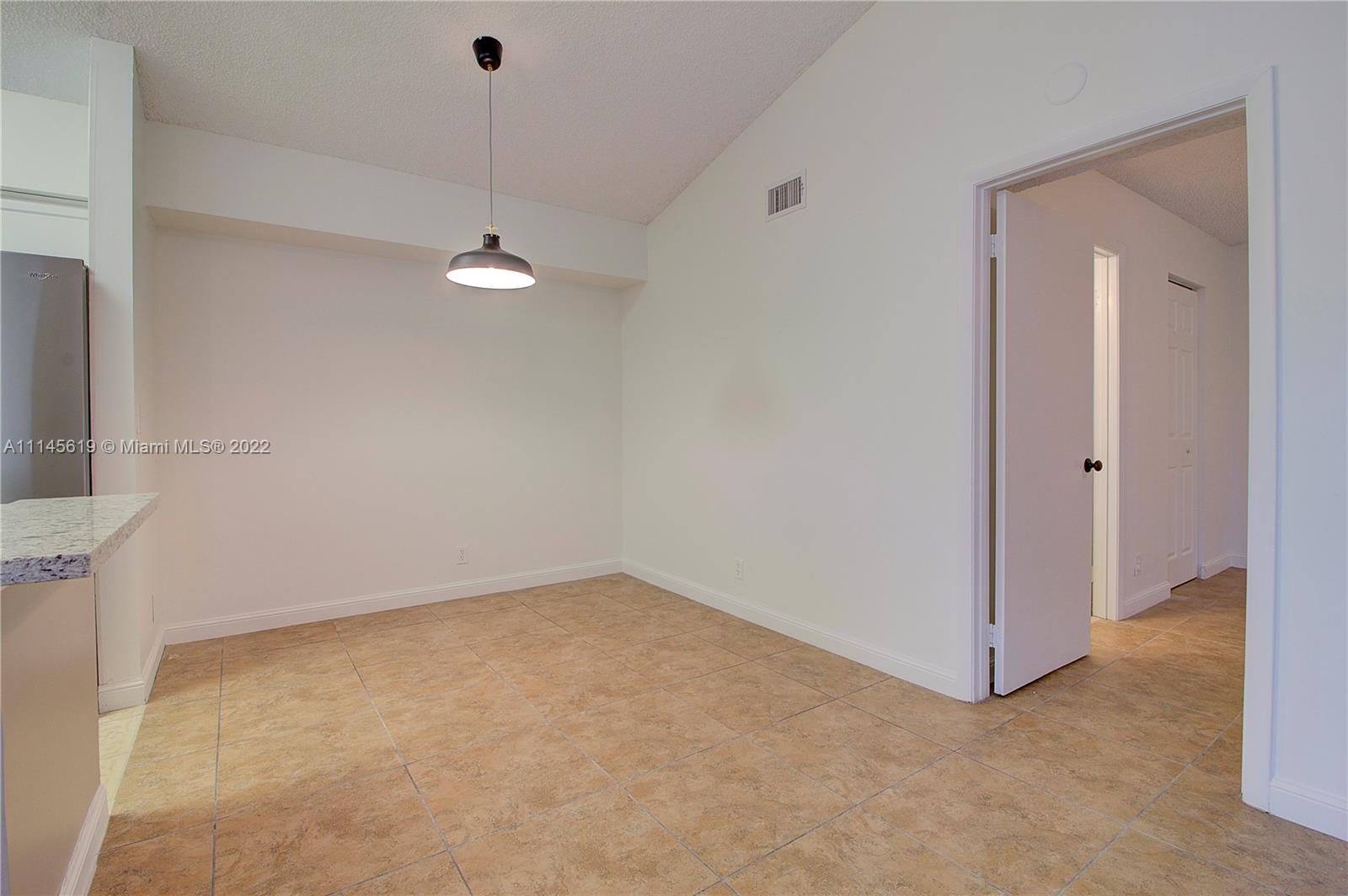 SOUTH PALM PLACE CONDO - Residential