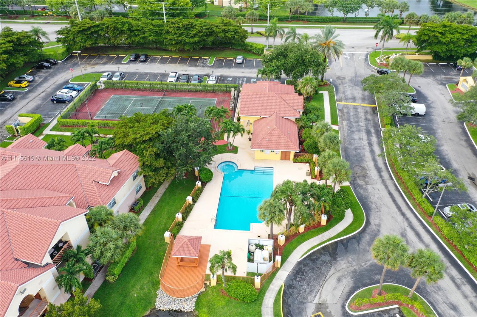 SOUTH PALM PLACE CONDO - Residential