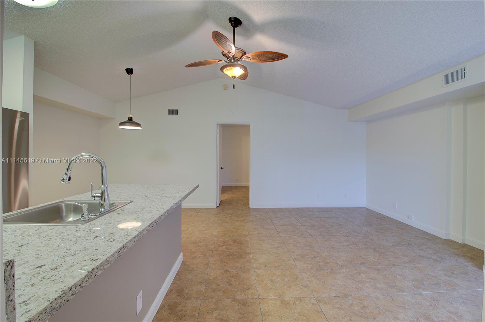 SOUTH PALM PLACE CONDO - Residential