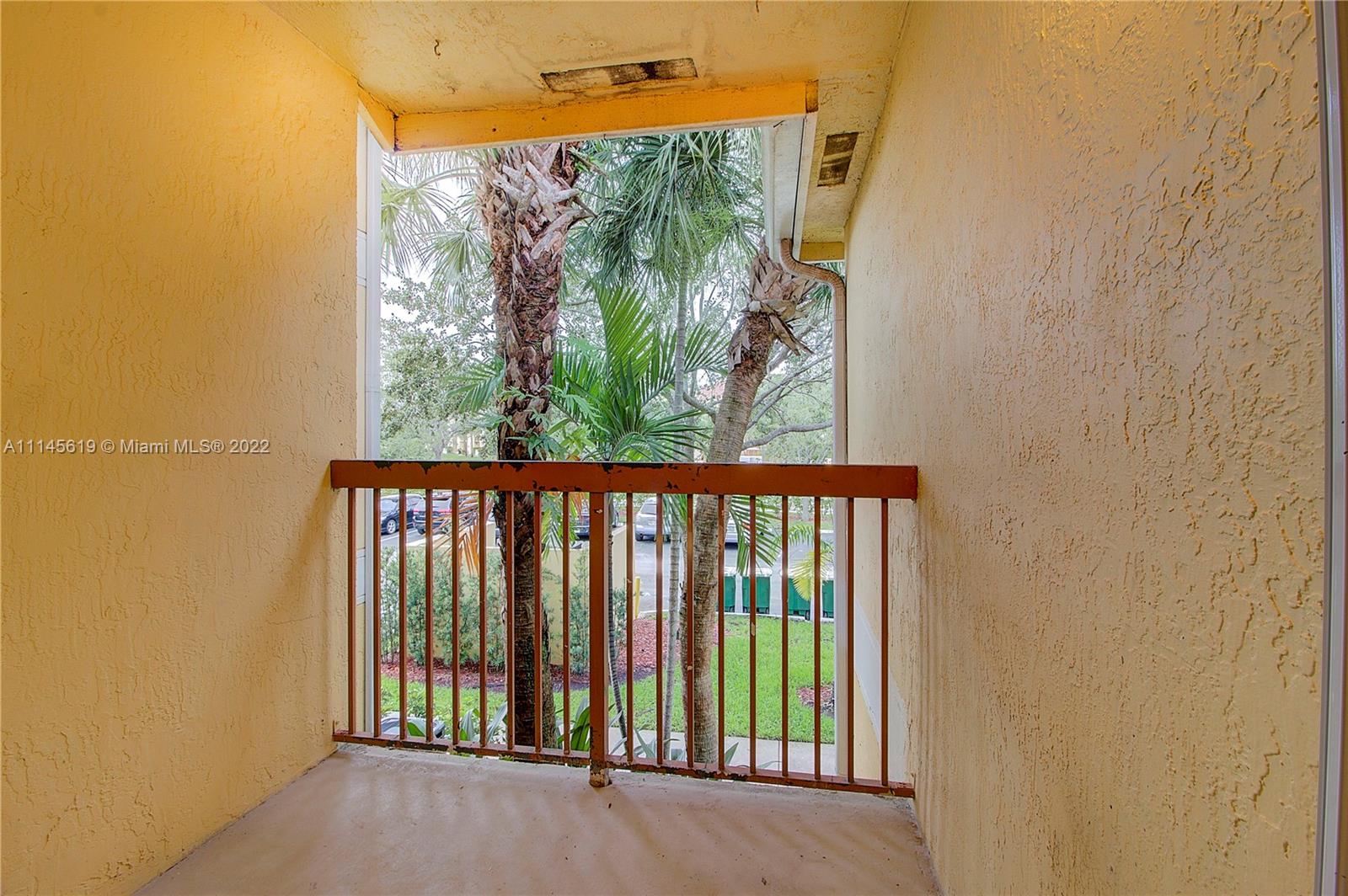SOUTH PALM PLACE CONDO - Residential