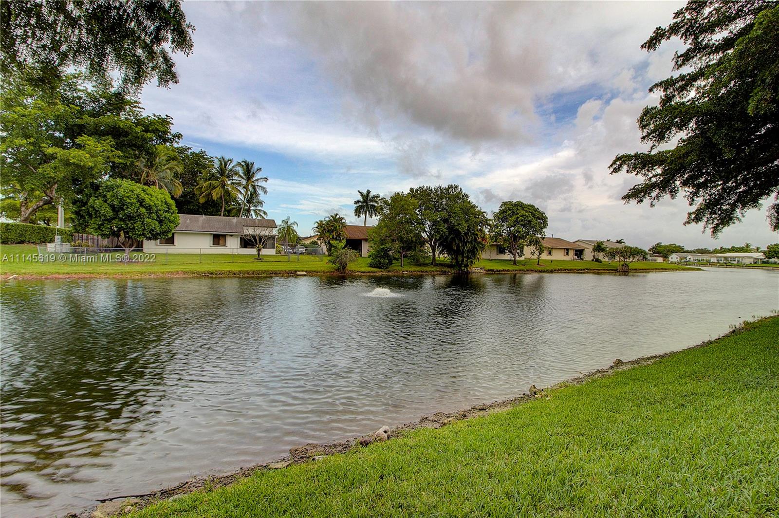 SOUTH PALM PLACE CONDO - Residential