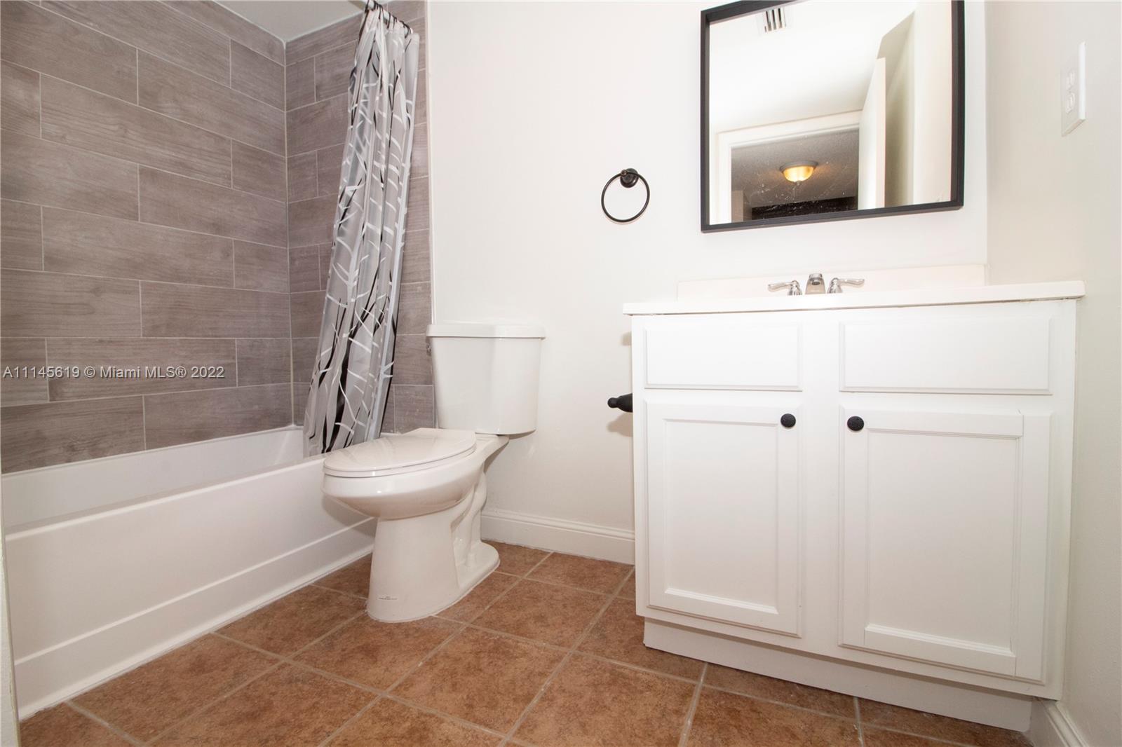 SOUTH PALM PLACE CONDO - Residential