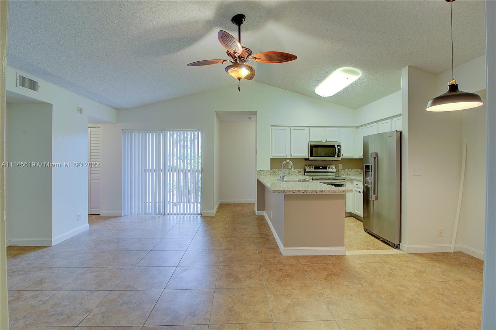 SOUTH PALM PLACE CONDO - Residential