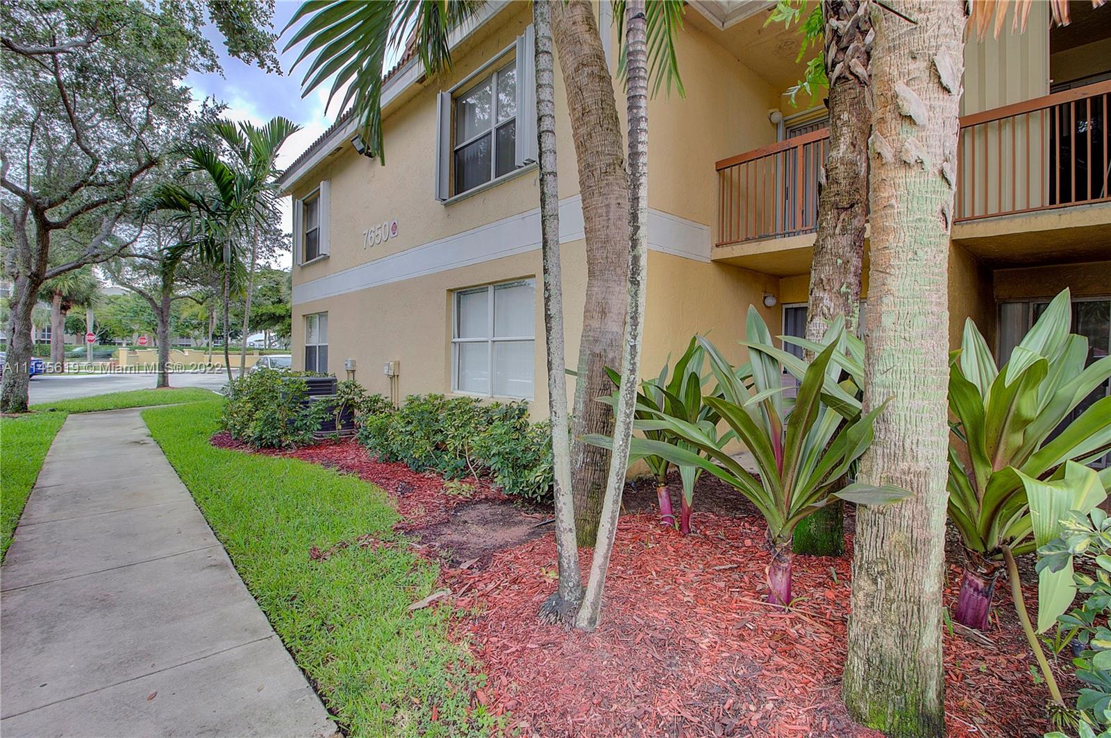 SOUTH PALM PLACE CONDO - Residential