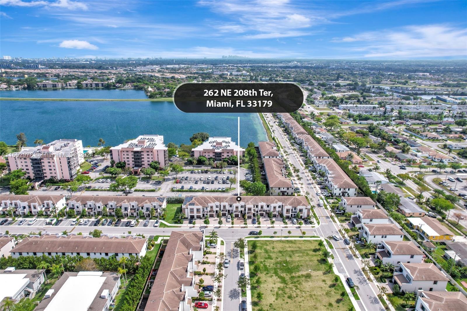 VIA VENTURA NEIGHBORHOOD - Residential