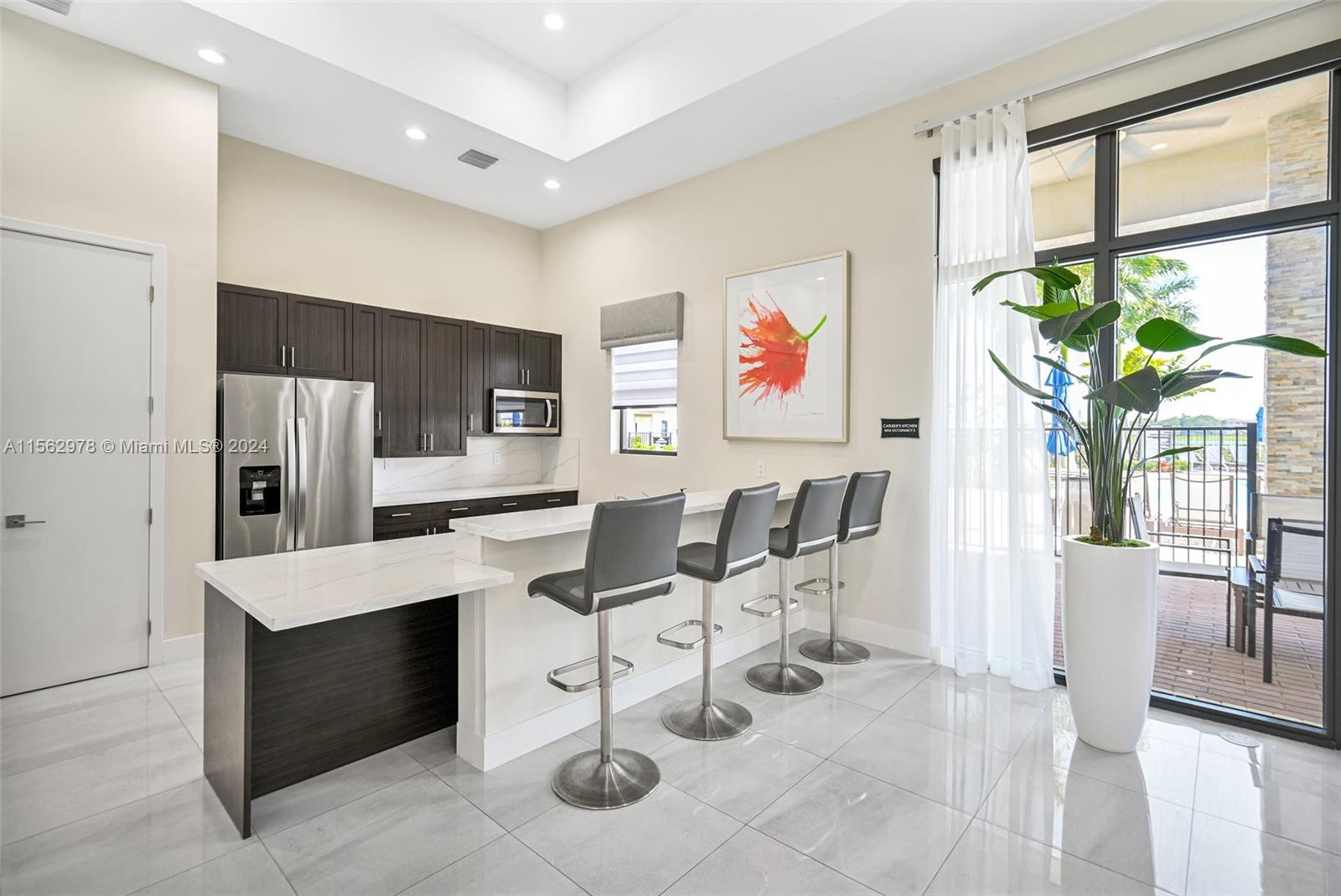 VIA VENTURA NEIGHBORHOOD - Residential