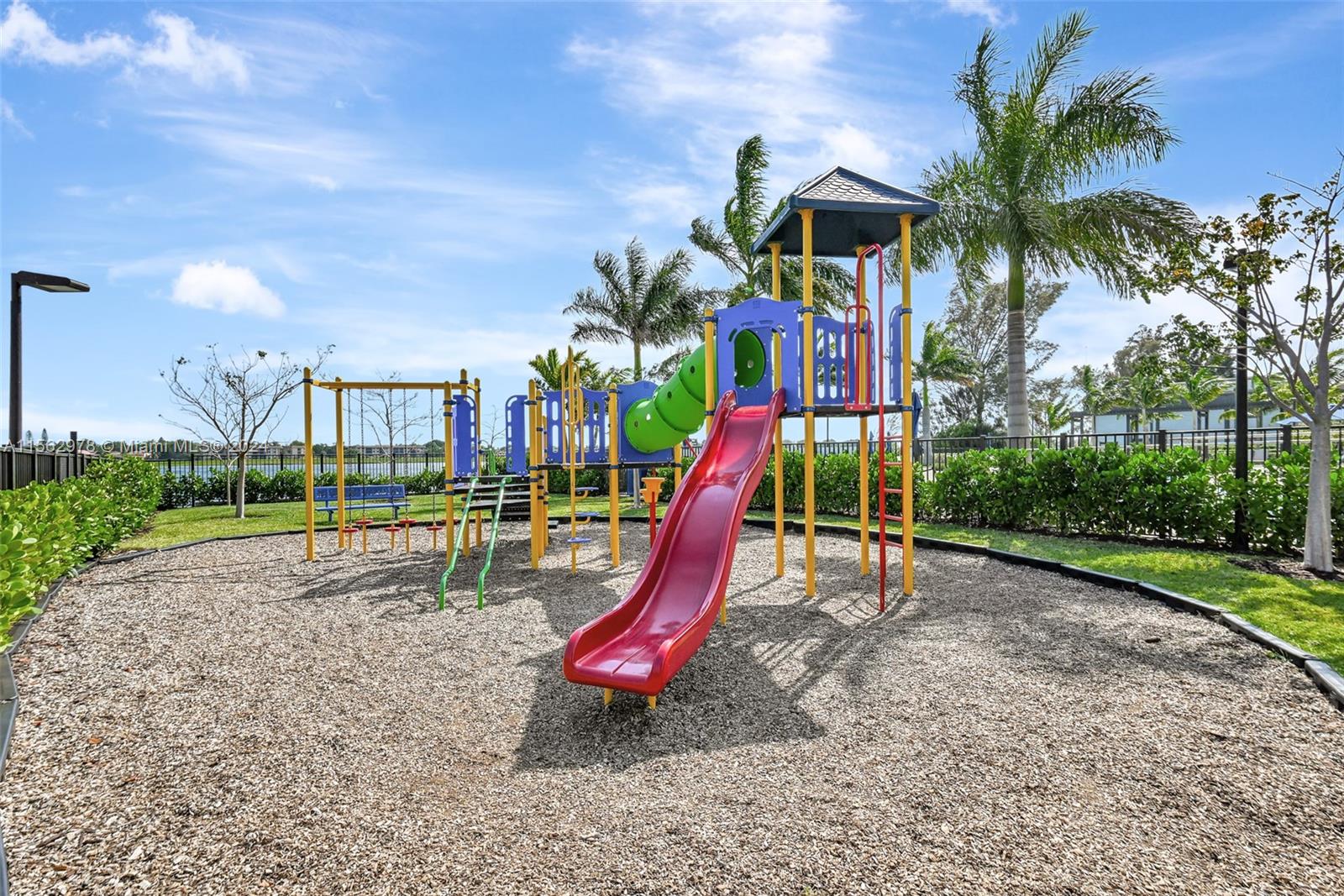 VIA VENTURA NEIGHBORHOOD - Residential