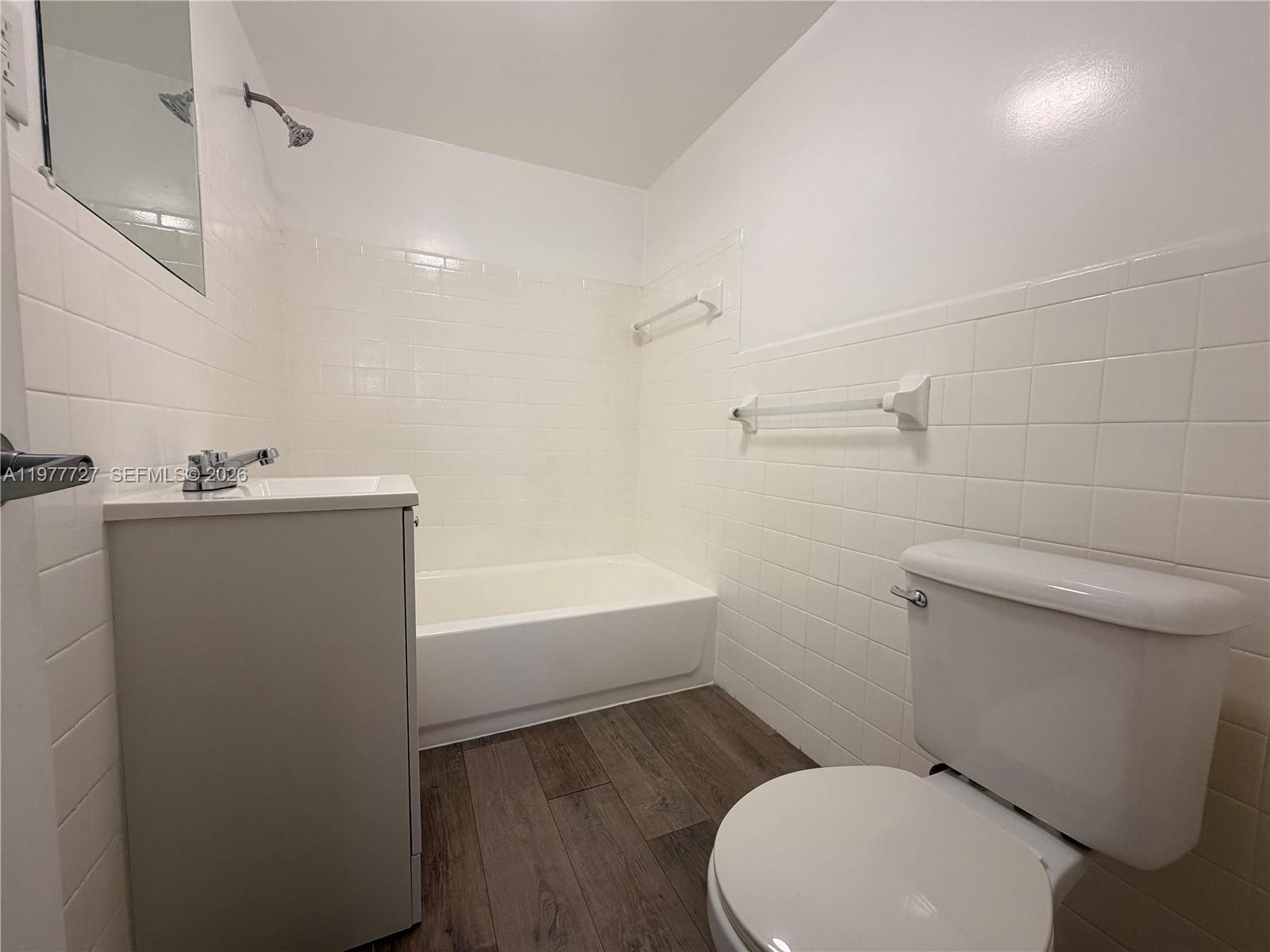 CITY OF MIAMI SOUTH - Residential Lease