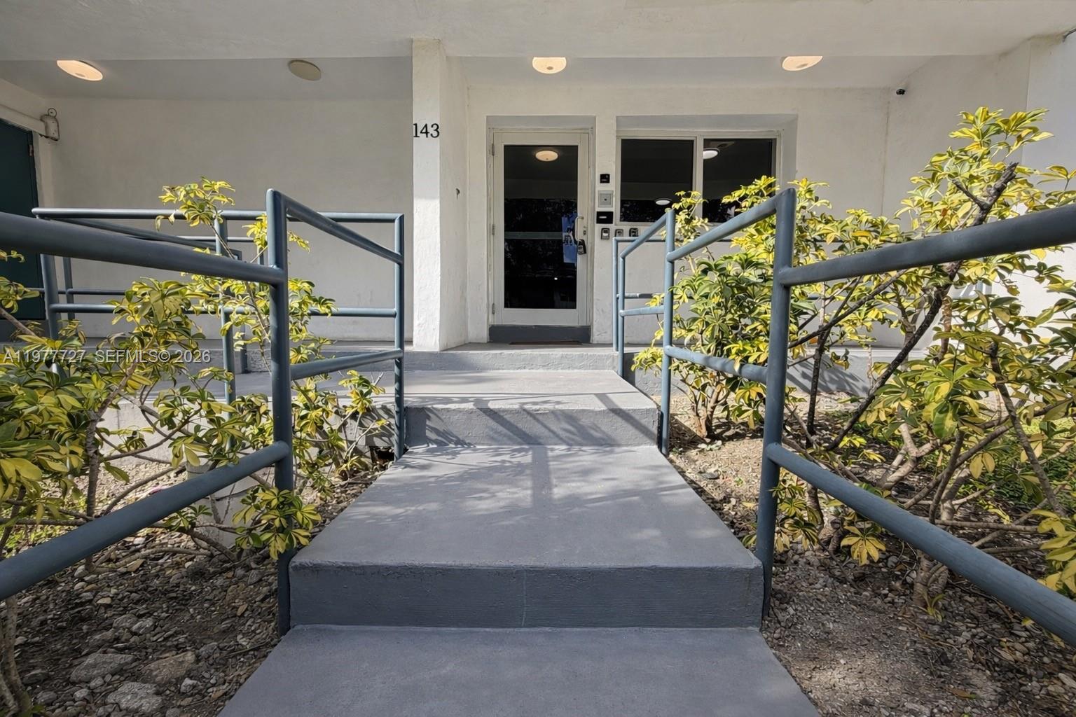 CITY OF MIAMI SOUTH - Residential Lease