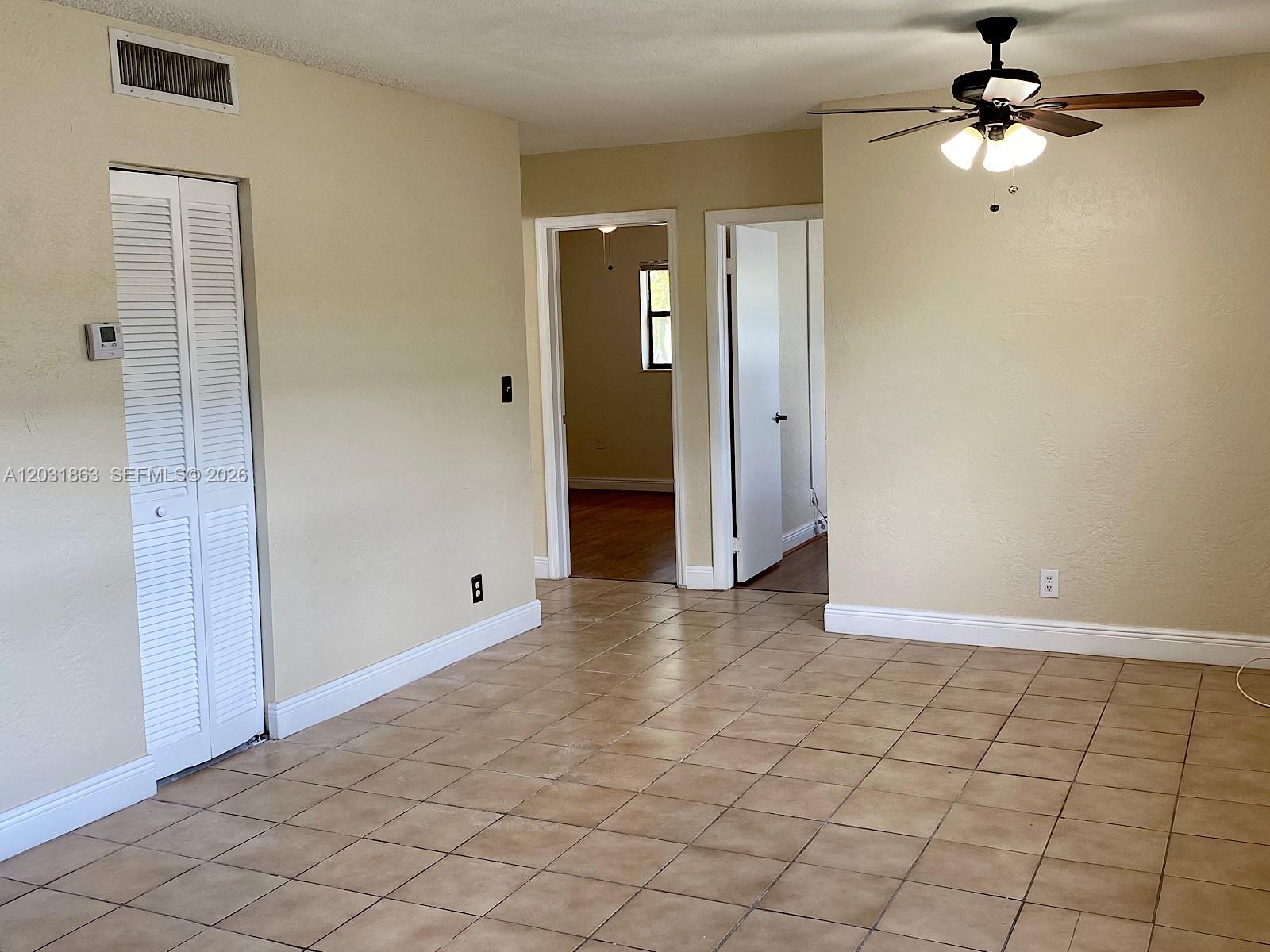 EL SOL AT MAIN STREET CON - Residential Lease