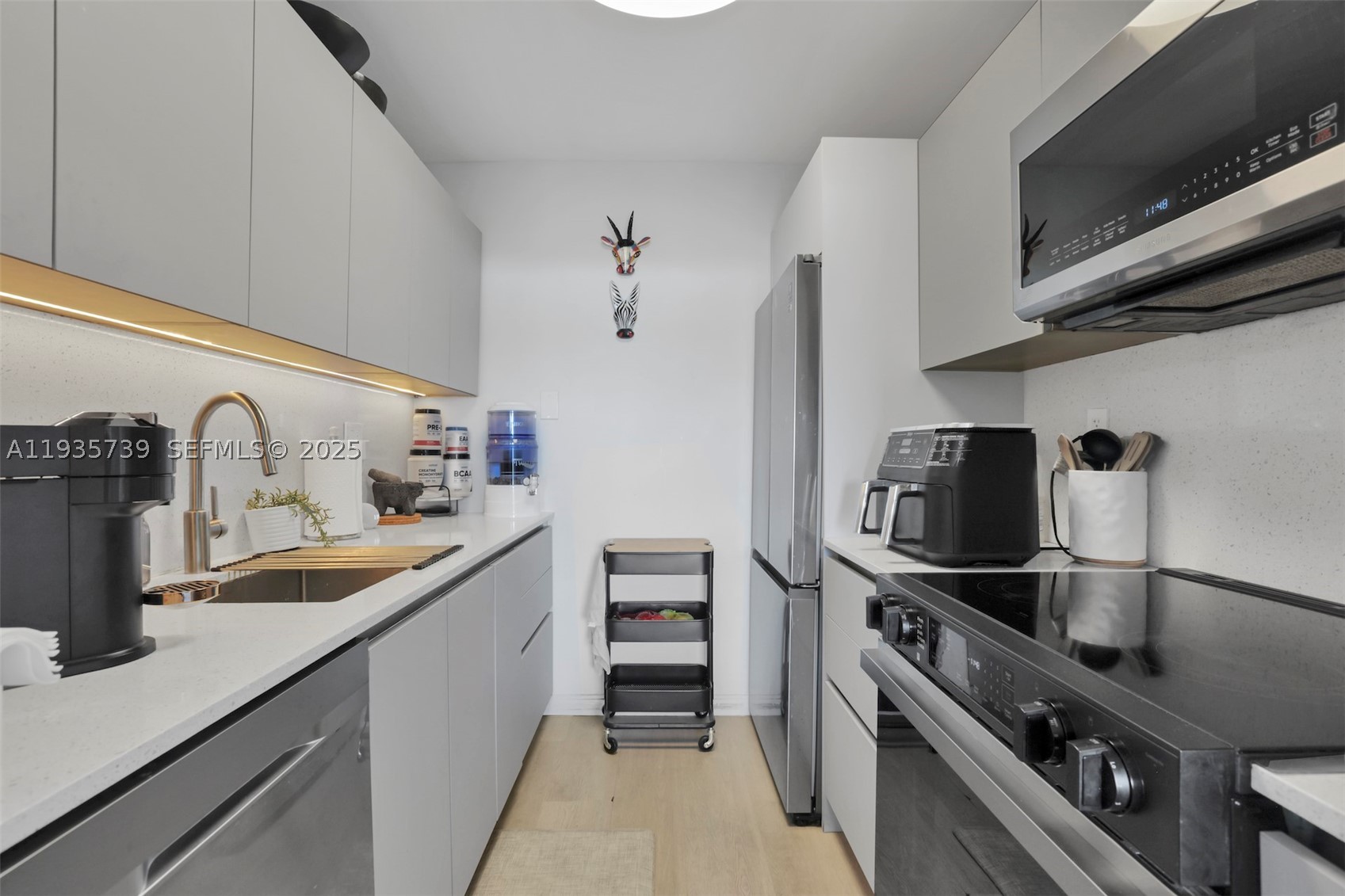 KEYSTONE TOWERS CONDO - Residential