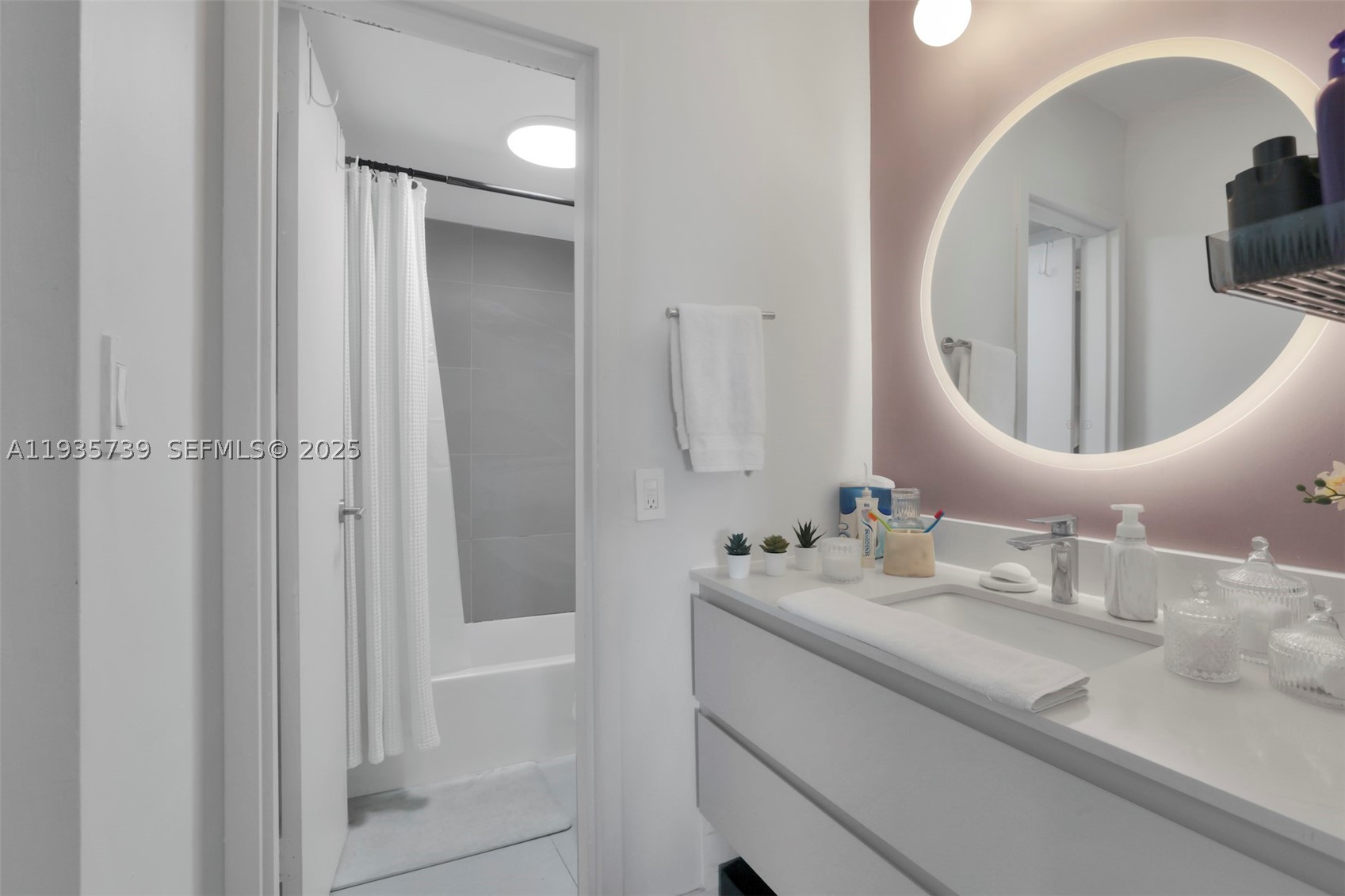 KEYSTONE TOWERS CONDO - Residential