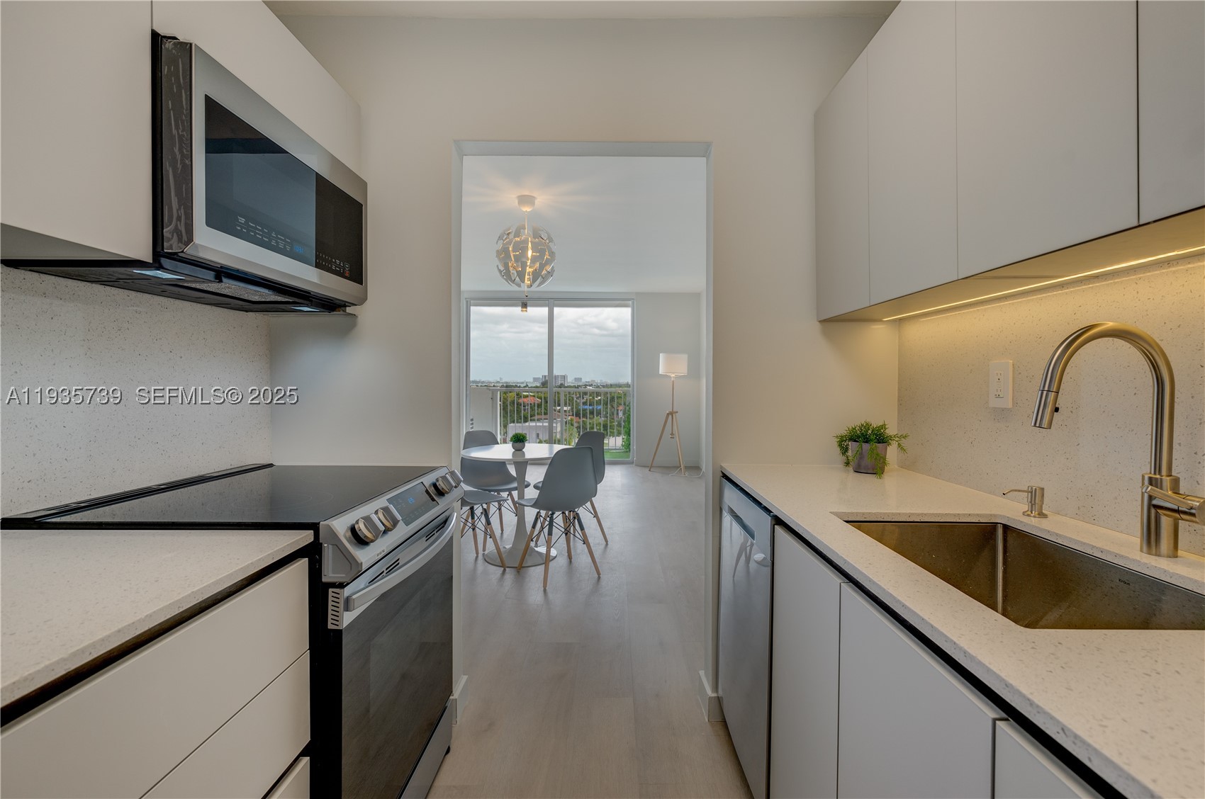 KEYSTONE TOWERS CONDO - Residential