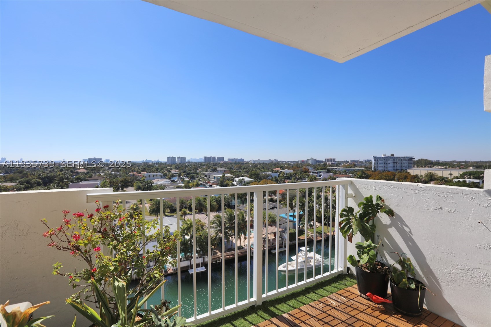 KEYSTONE TOWERS CONDO - Residential