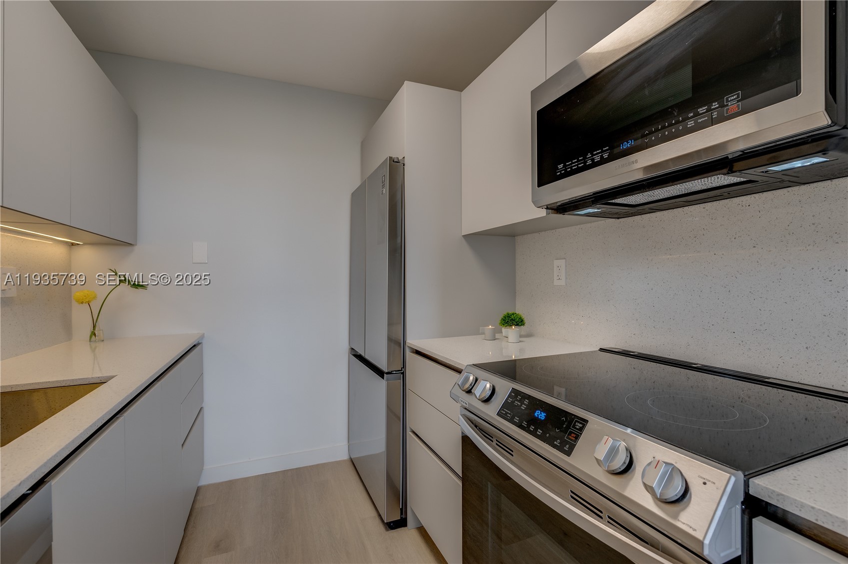 KEYSTONE TOWERS CONDO - Residential