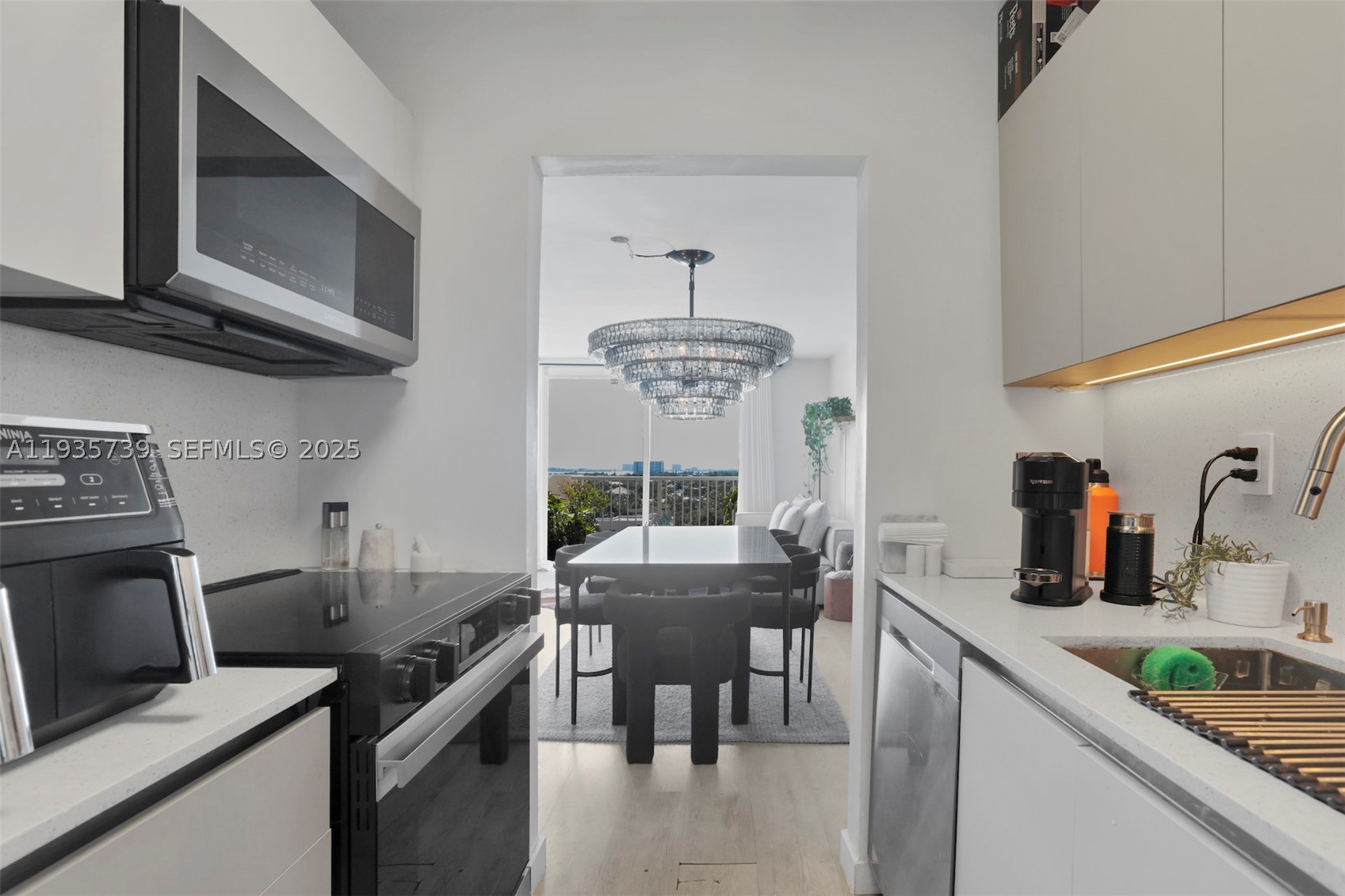 KEYSTONE TOWERS CONDO - Residential