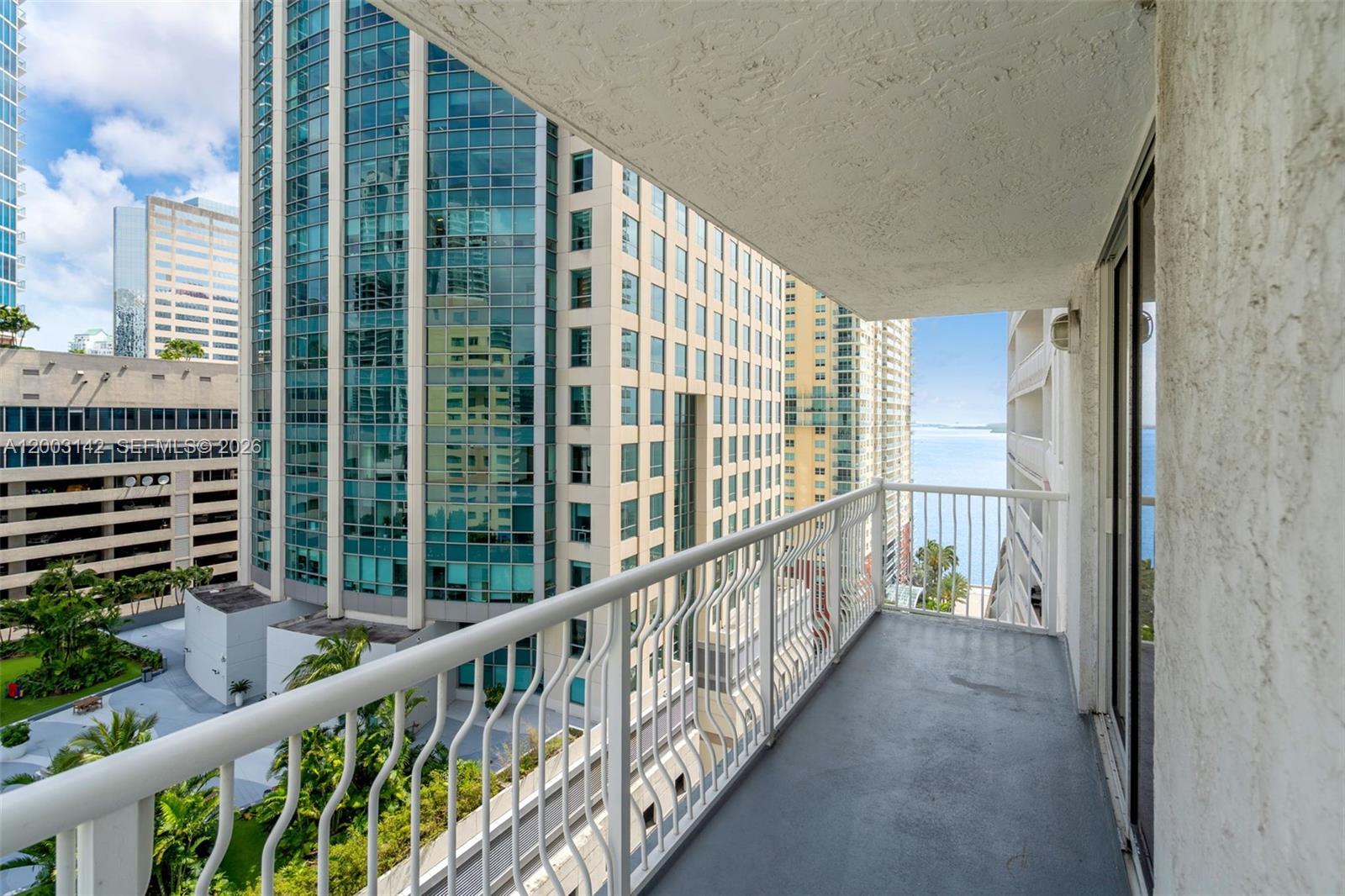 THE CLUB AT BRICKELL BAY - Residential