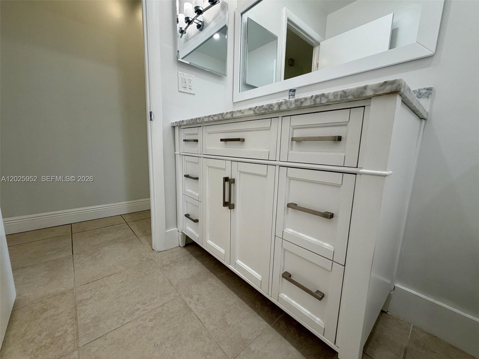 WINSTON PARK UNIT TWO - Residential Lease