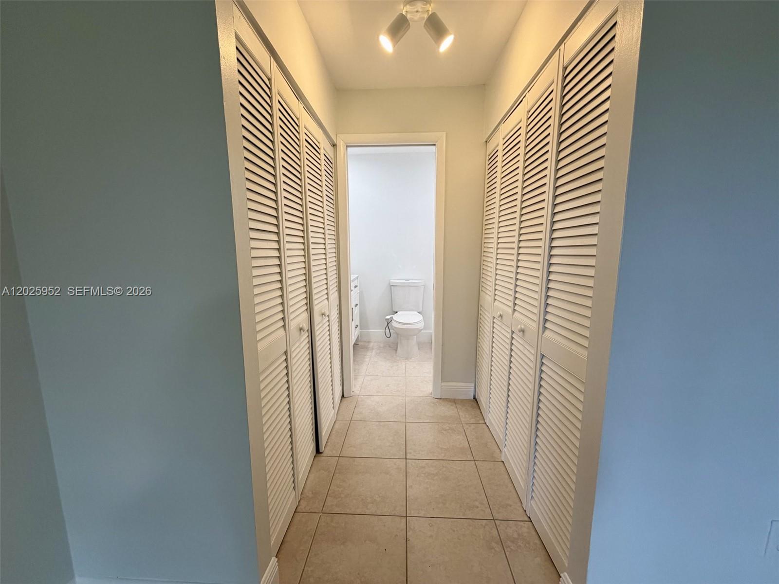WINSTON PARK UNIT TWO - Residential Lease