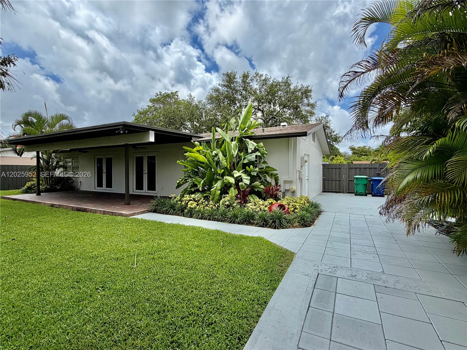 WINSTON PARK UNIT TWO - Residential Lease