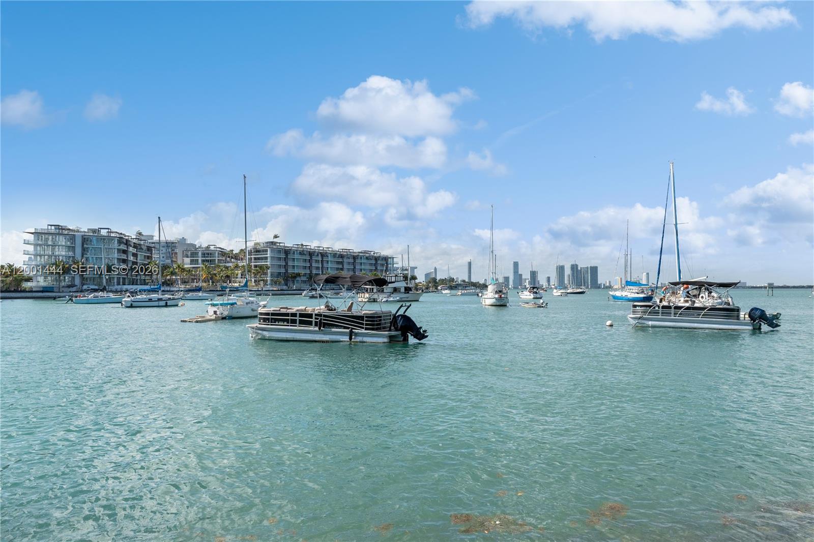 BONNE VIE CONDO - Residential