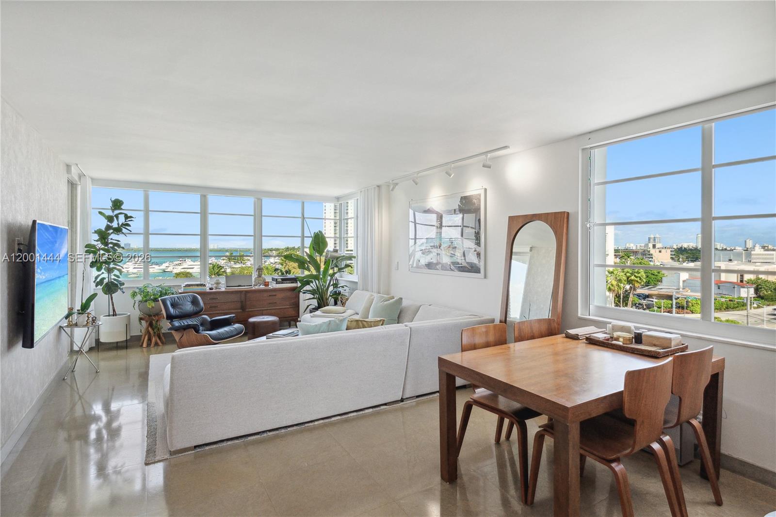 BONNE VIE CONDO - Residential