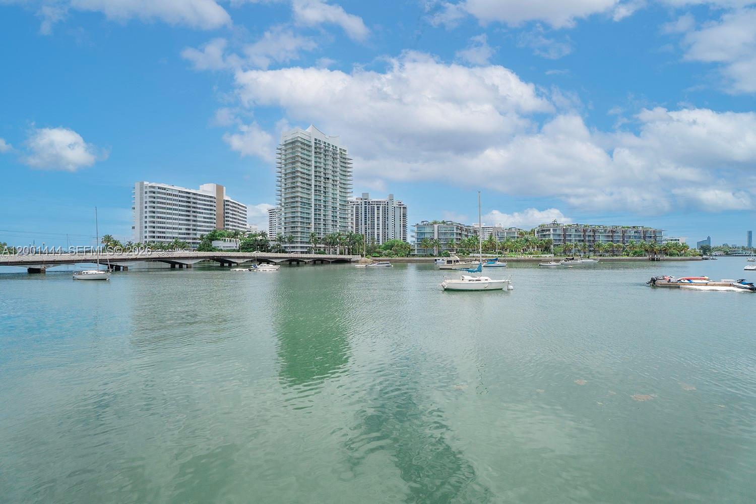 BONNE VIE CONDO - Residential