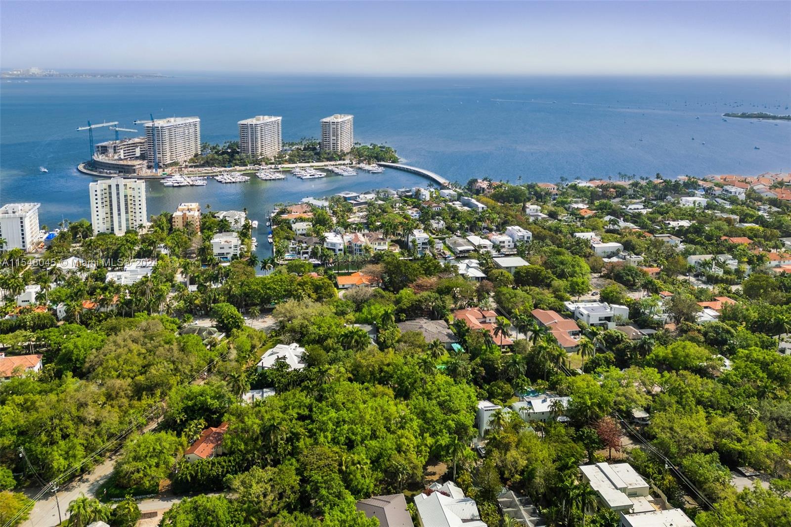 SILVER BLUFF - Residential