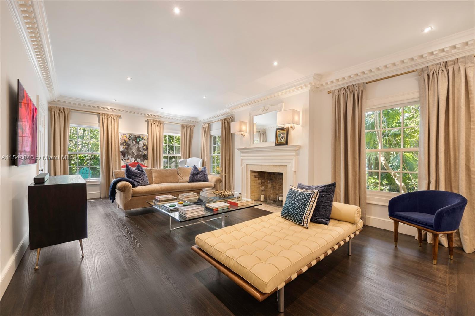 SILVER BLUFF - Residential