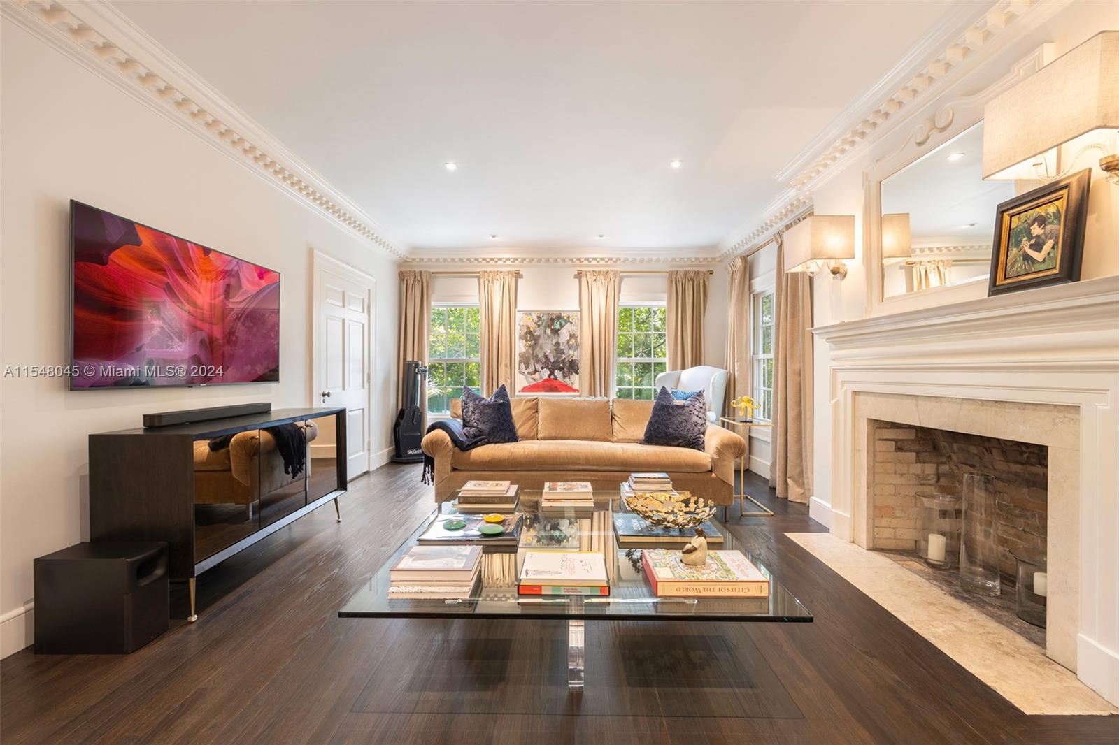 SILVER BLUFF - Residential