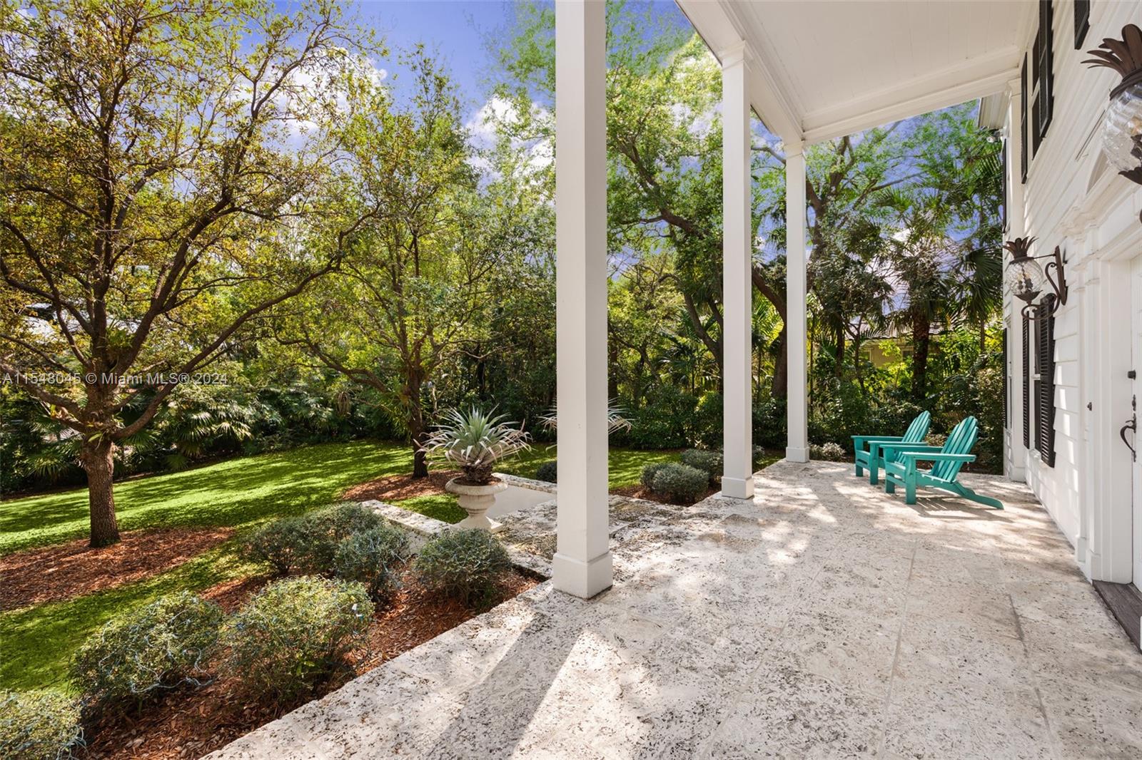 SILVER BLUFF - Residential