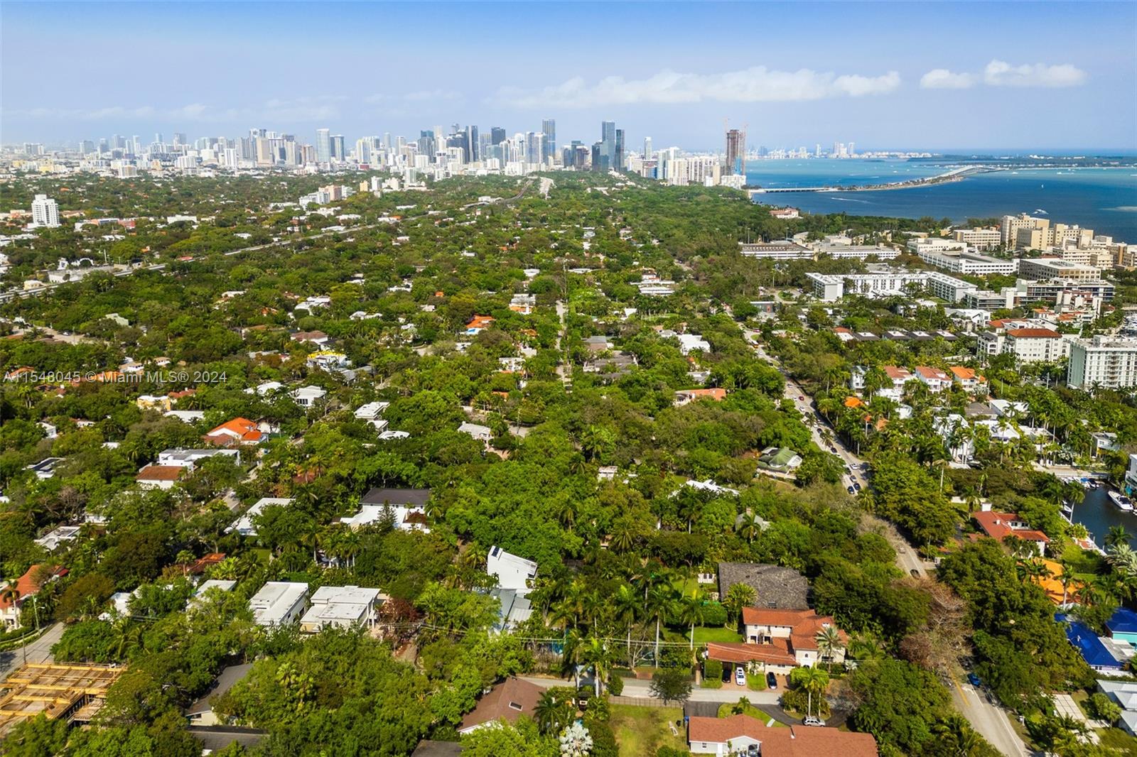 SILVER BLUFF - Residential