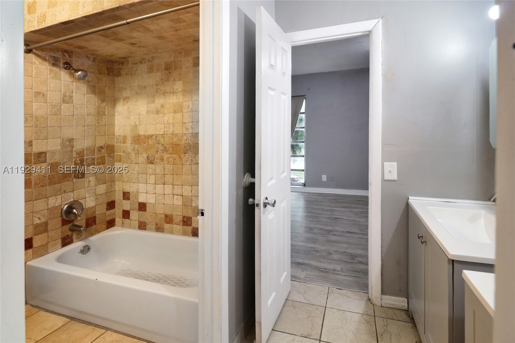HIGHLANDS OF TAM O SHANTE - Residential