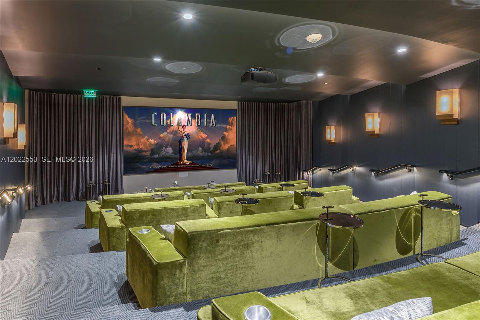 CLUB RESIDENCES AT PARK GR - Residential