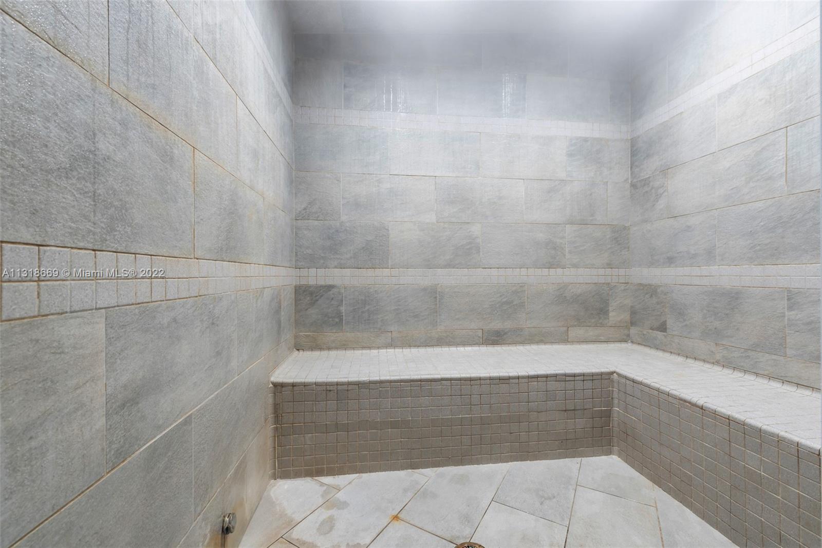 FOUR MIDTOWN MIAMI CONDO - Residential Lease