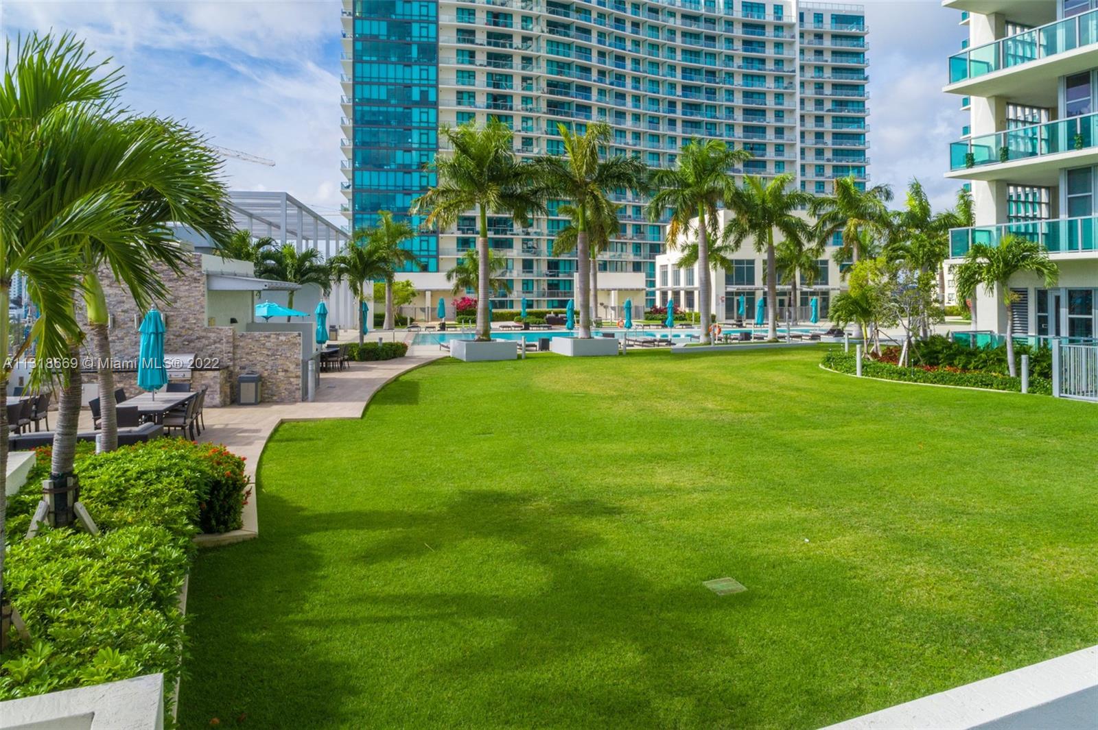 FOUR MIDTOWN MIAMI CONDO - Residential Lease