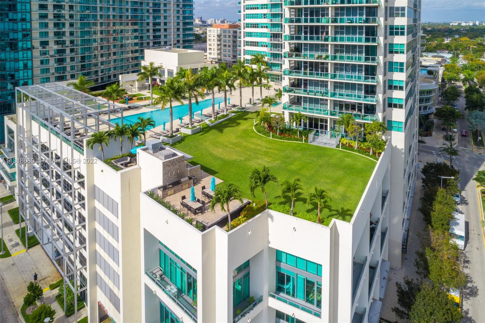 FOUR MIDTOWN MIAMI CONDO - Residential Lease