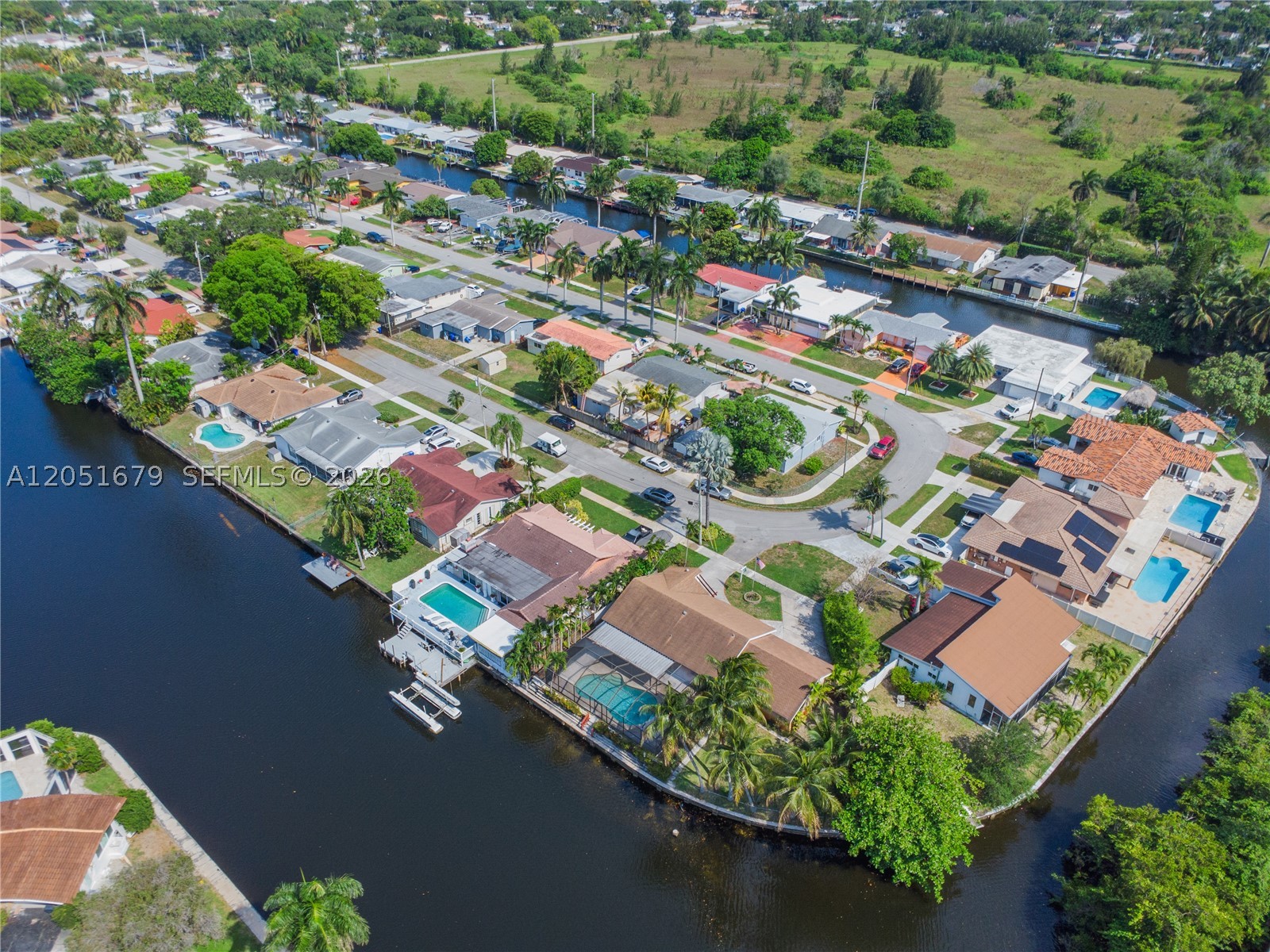 SUNSET ISLES SEC 2 - Residential
