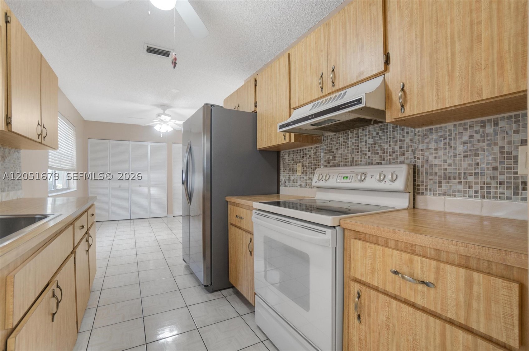 SUNSET ISLES SEC 2 - Residential
