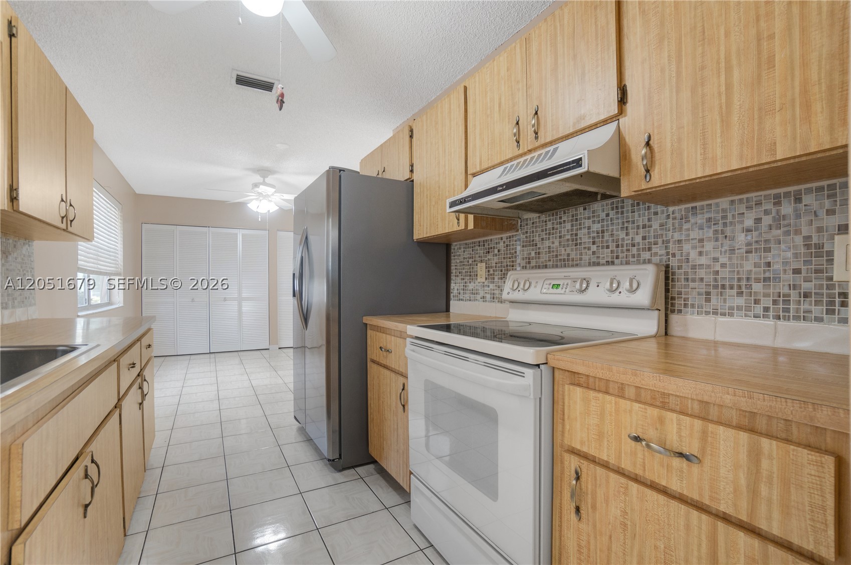 SUNSET ISLES SEC 2 - Residential