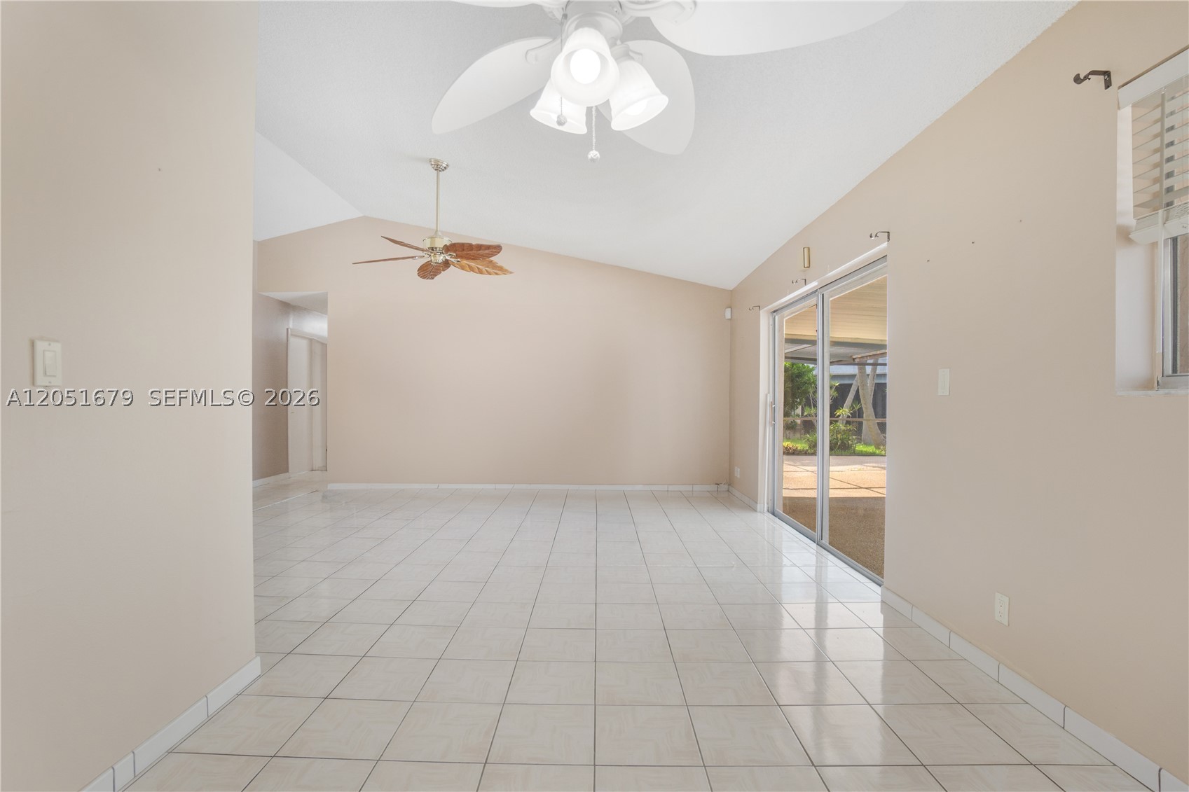 SUNSET ISLES SEC 2 - Residential