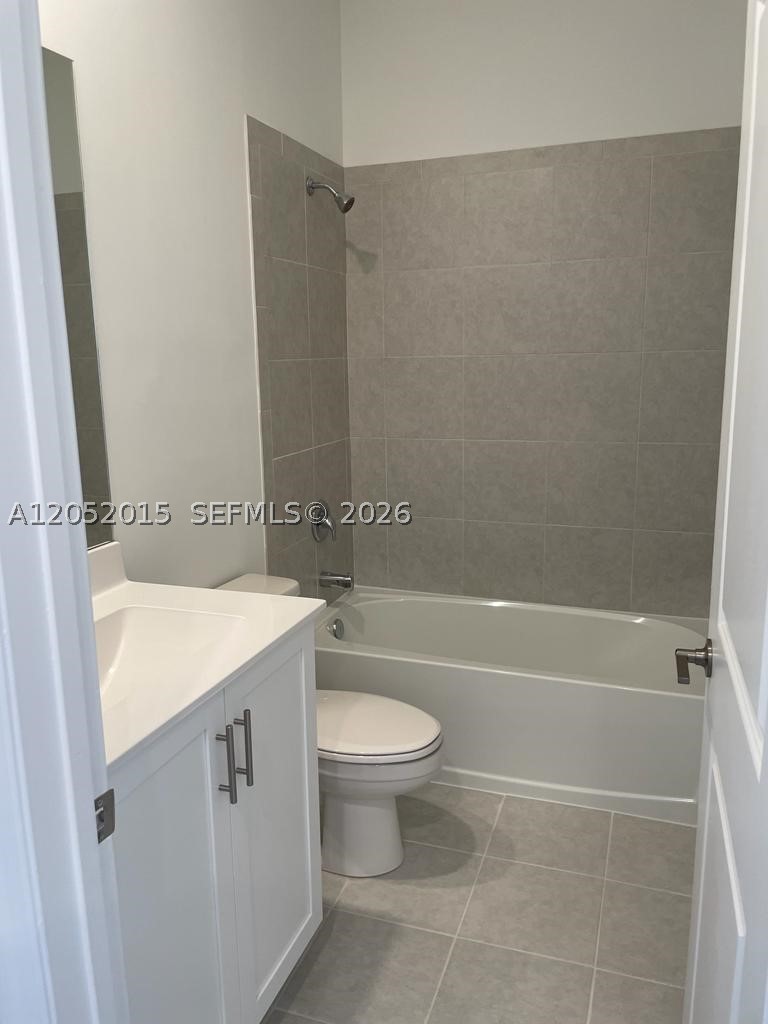 VIA VENTURA NEIGHBORHOOD - Residential Lease