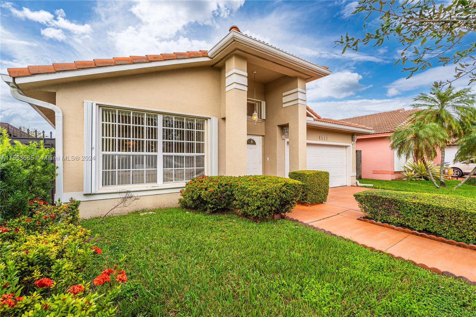 FLORIDA TROPICAL ESTATES - Residential Lease