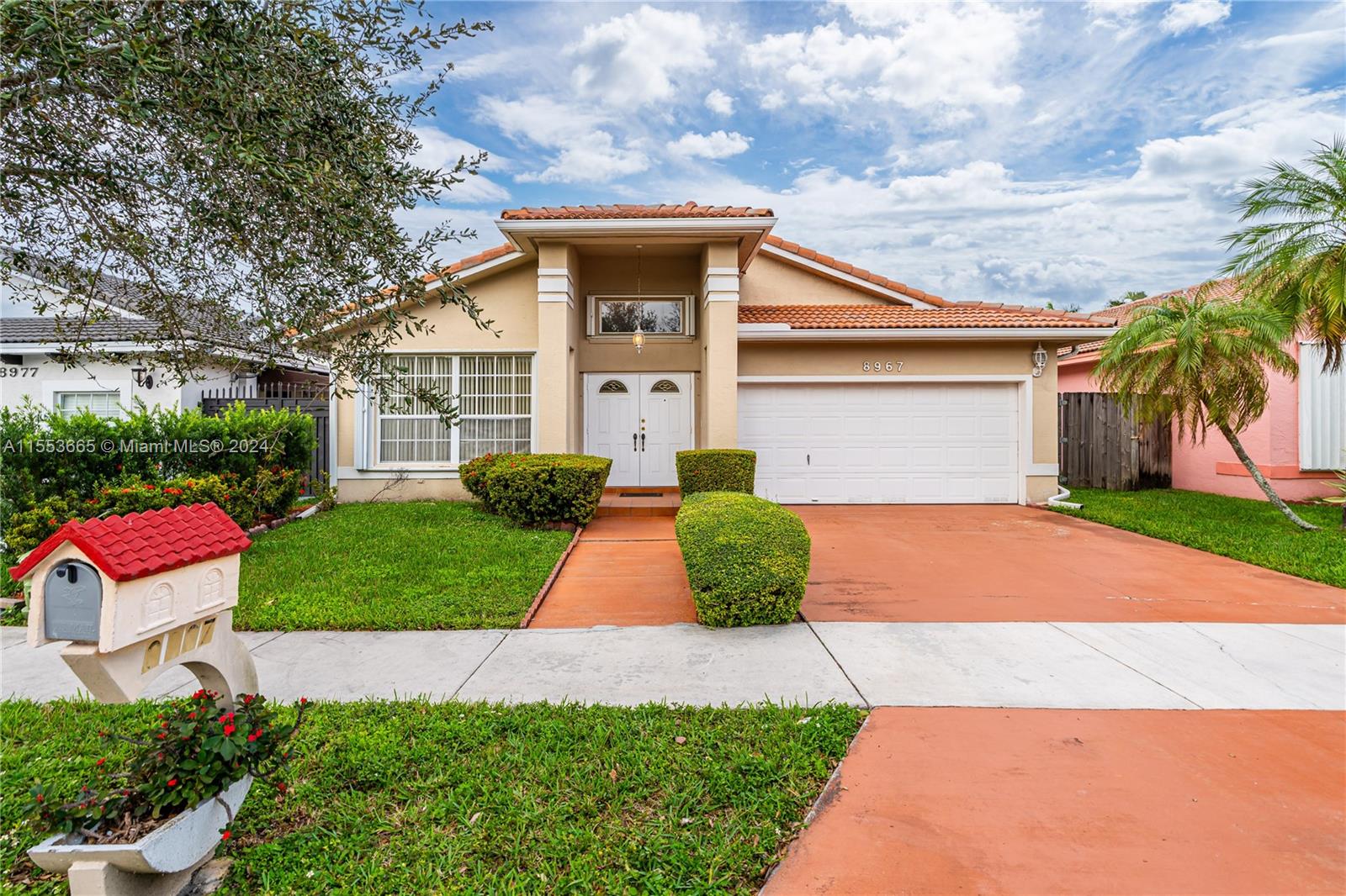 FLORIDA TROPICAL ESTATES - Residential Lease
