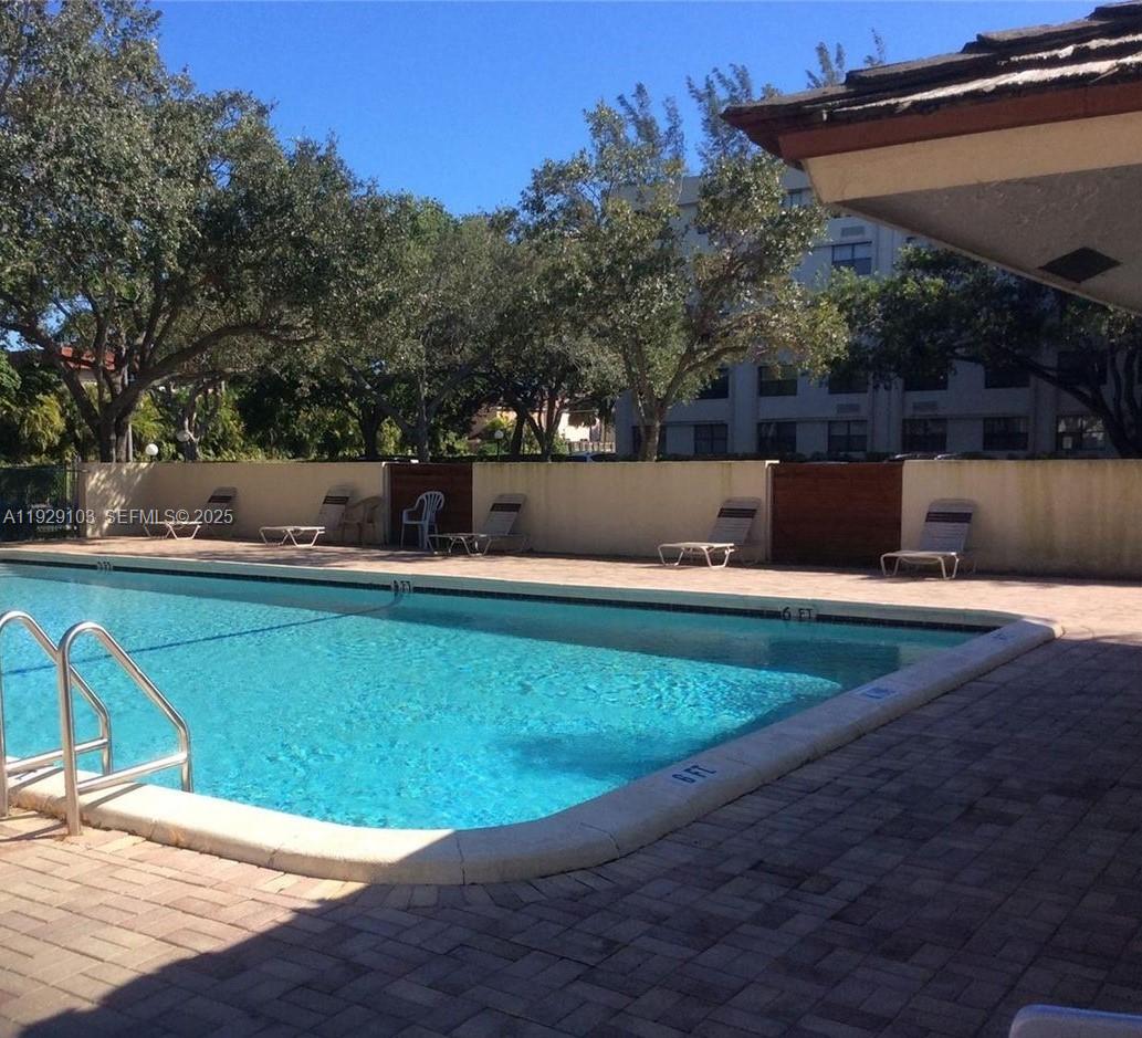 CORAL SPRINGS TOWER CLUB - Residential